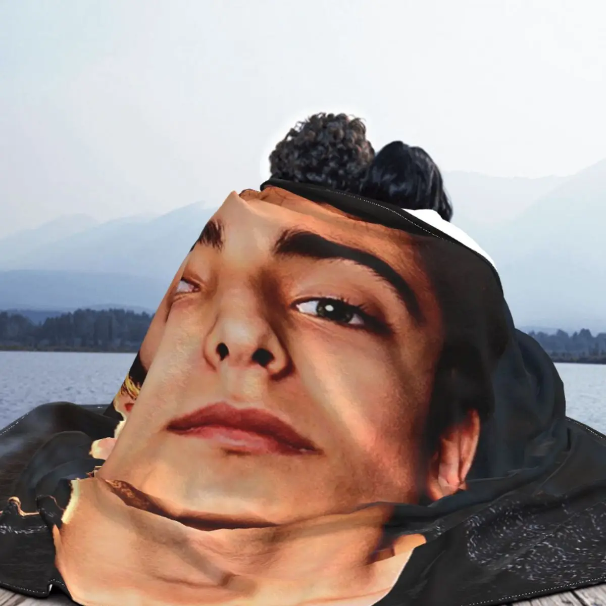 Aidan Gallagher-ø ܿ , ѹ 5  ޴ 淮  , Ȩ  ħ뺸