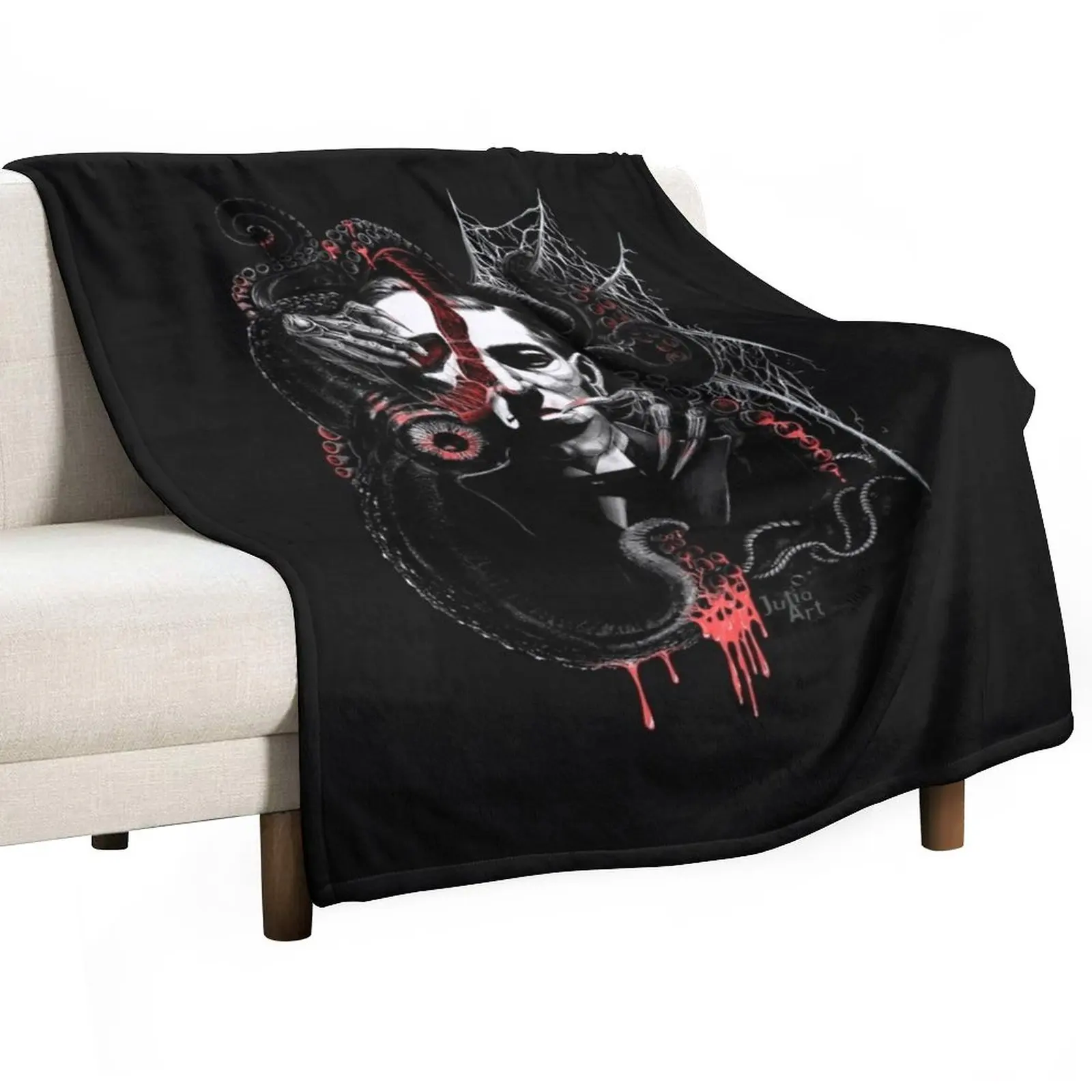 

Lovecraft fanart Throw Blanket Blankets For Bed Plaid