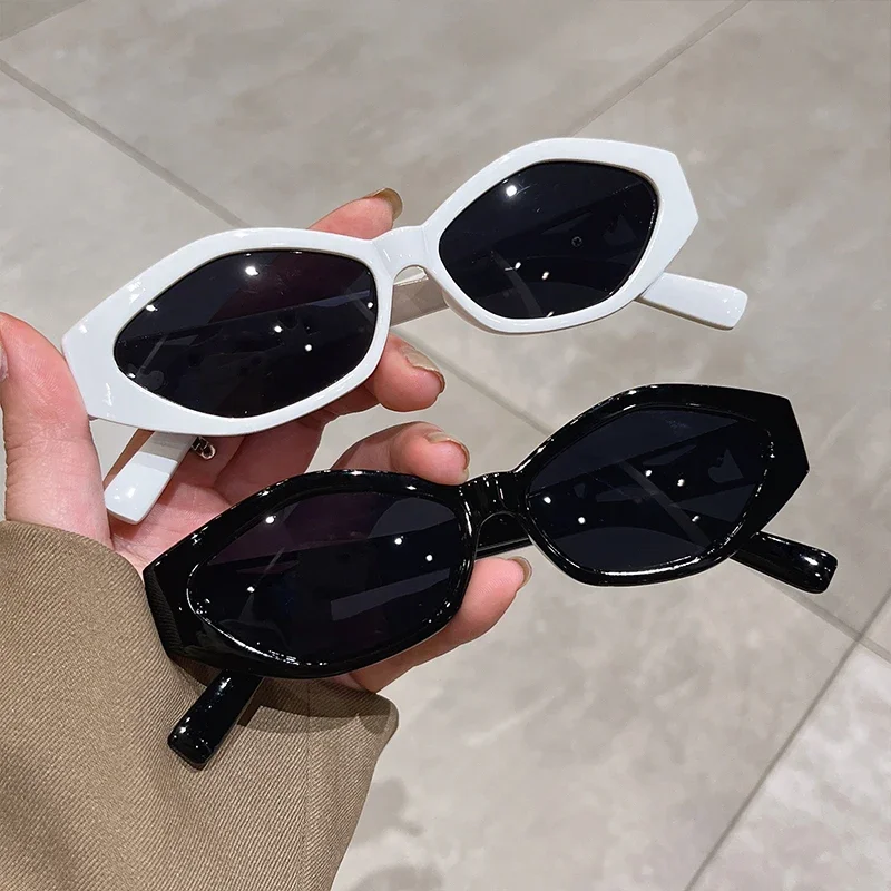 Small Full Oval Frame Sunglasses Trendy Fashion Multicolored Female Shades UV400 Eyewear for Ladies