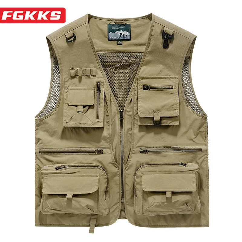 FGKKS 2023 Outdoor Leisure Vest Men's New MultiPocket Breathable Outdoor Sports Coat High