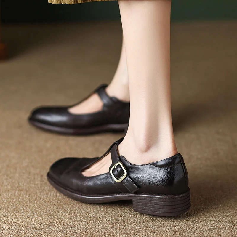 Genuine leather black medium heel thick heel small leather shoes, niche retro single shoe for women