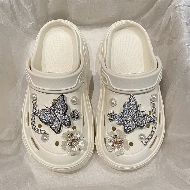 Fashion Charms Sandals 2025 New Clog Shoes Outdoor Women Slippers Thick Sole High Quality Summer Sandals For Girls 2