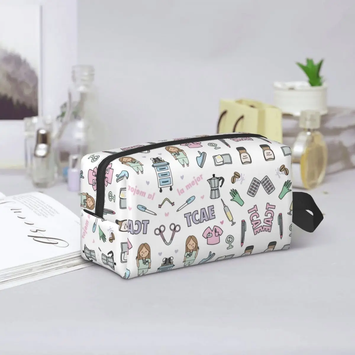 Doctor Nurse Large Cosmetic Bags Enfermera En Apuros Makeup Bag Accessories for Woman Makeup Pouch for Purse Water Resistant 5