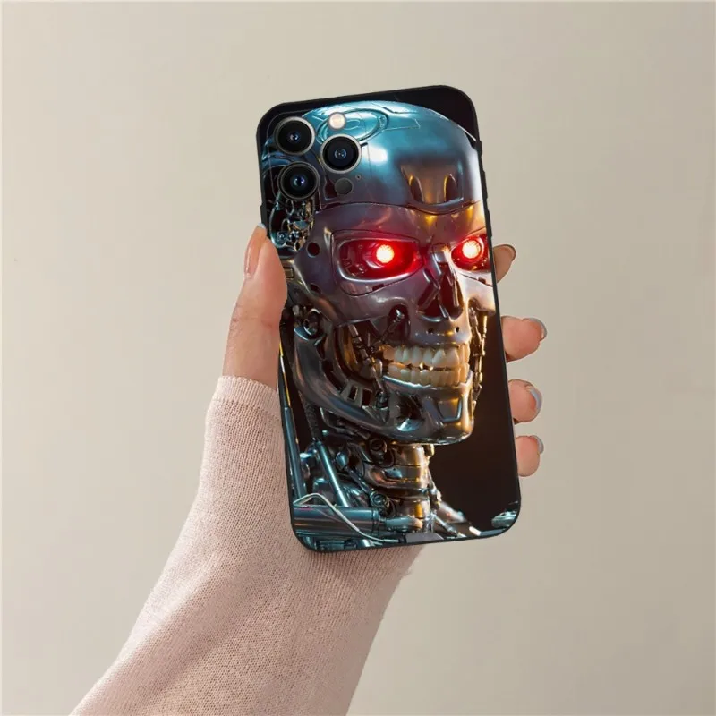 The Terminator Movie Phone Case For Iphone 12ProMax 11 13 14 Pro Xs Max Mini Xr X 7 8 6 6s Plus Funda Cover