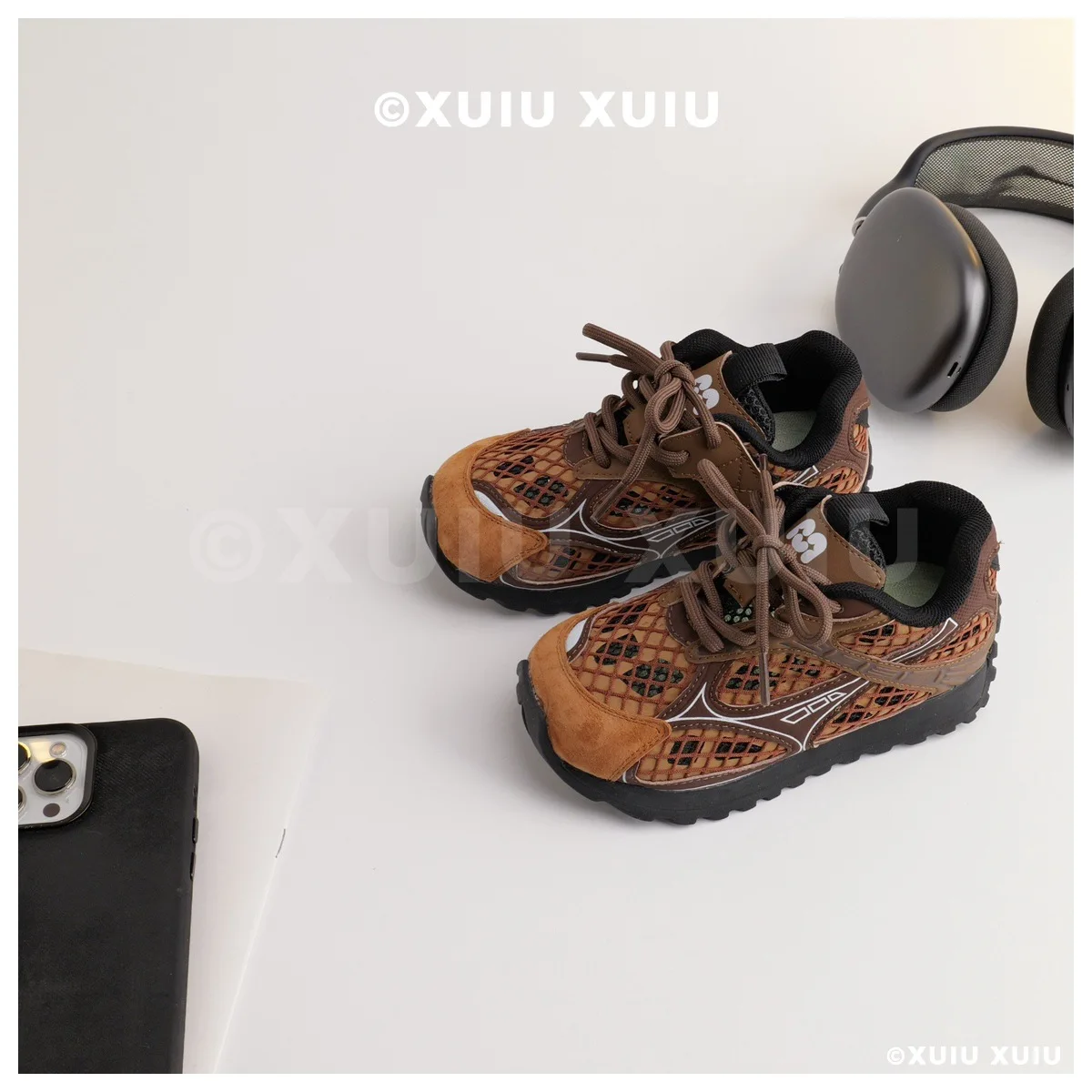 Description Picture 5 of item2025 Summer Baby Toddler Kid Breathable Hollow Orbit Metallic Sneaker Children Casual Fashion Tenis Shoe Boy Girl Sports Shoes