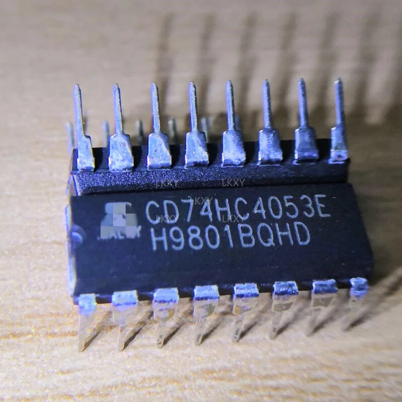 

10 шт./партия CD74HC4053E DIP-16