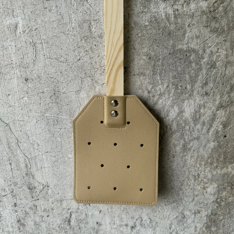 Wooden Stick Handle Mosquito Swatter Manual Fly Swatter PU Leather Mosquito