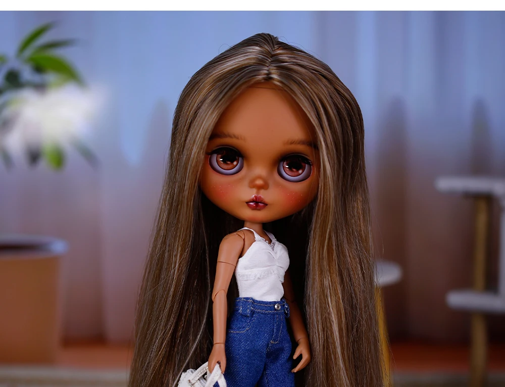 Neo Blythe Doll White Cami Top & Floral Patch Denim Pants Outfit 2