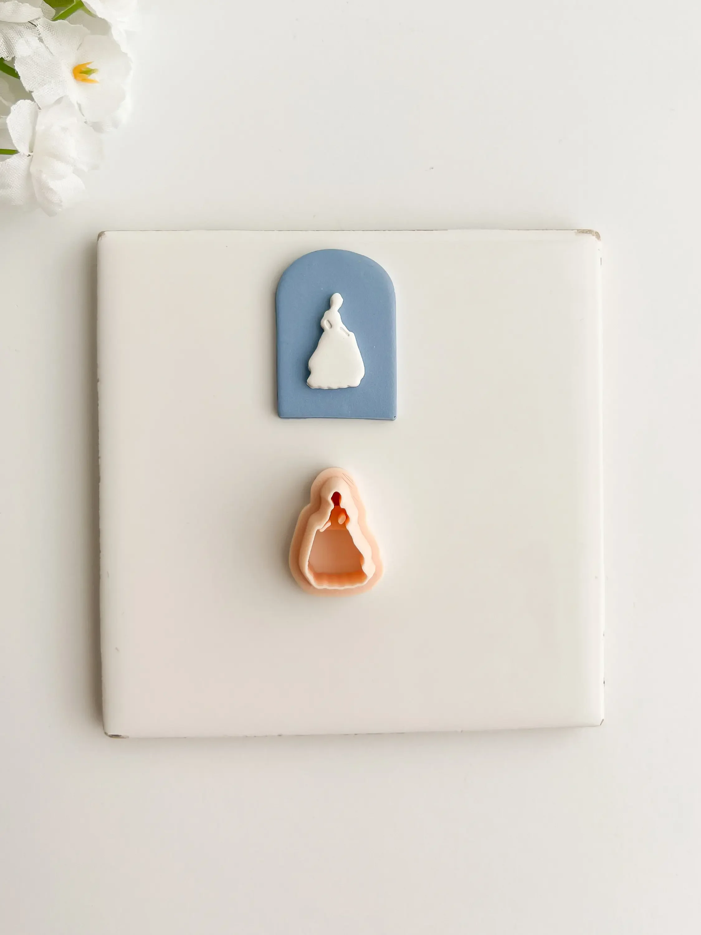 Description Picture 2 of itemPolymer Clay Earring Cutter DIY Princess Shoes Carriage Jewelry Pendant Clay Mold Soft Pottery Earrings Crafts Cutting Tools