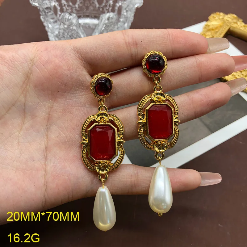 European and American retro palace style colorful gemstone necklace