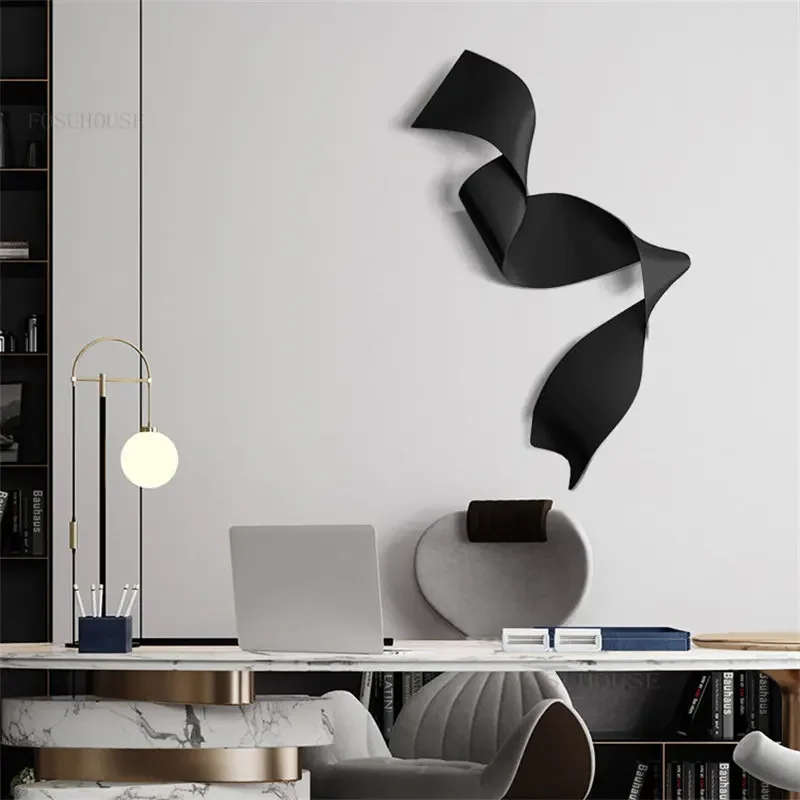 Italian Minimalist Wall Decoration Living Room Wall Hanging Pendant Light Luxury Creative Wrought Iron Art Hanging Decoration 4