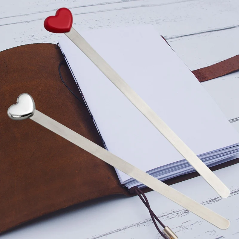 Fashion Simple Design Red Sliver Love Heart Metal Bookmarks Creative Beautiful High Quality Bookmark Gift
