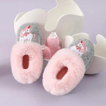 Evshine Bambini Inverno Caldo Peluche Scarpe di Cotone Animali Belli Pelliccia Fuzzy Pantofole da Casa Interni Antiscivolo Comode Scivoli pelosi 1