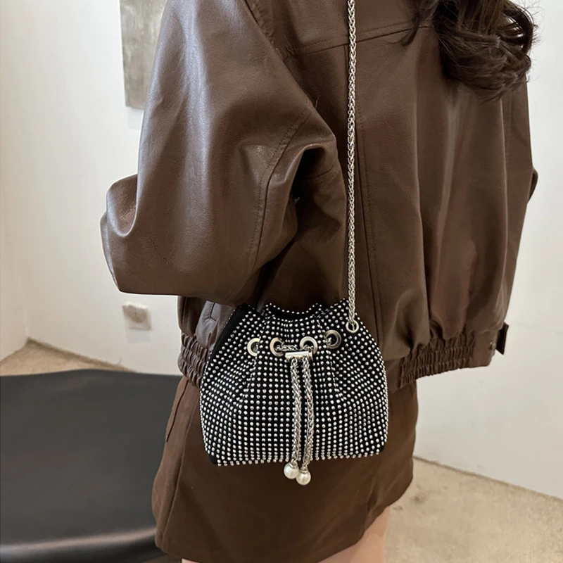 Portable Shiny Evening Banquet Bag Handbag Korean Style Drawstring Crossbody Bag Small Purse Mini Bucket Bag Women