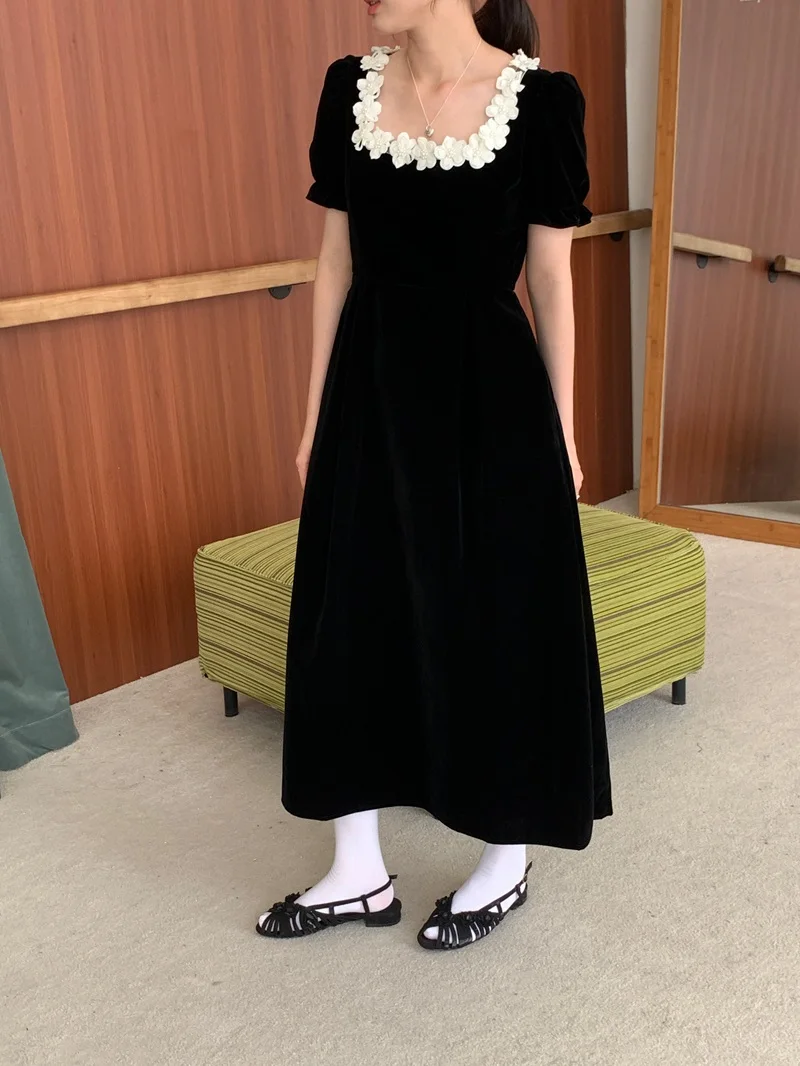 Autumn French Vintage Black Velvet Midi Dresses for Women Puff Sleeves Square Collar A-line Korean Fashion Vestido Mujer New