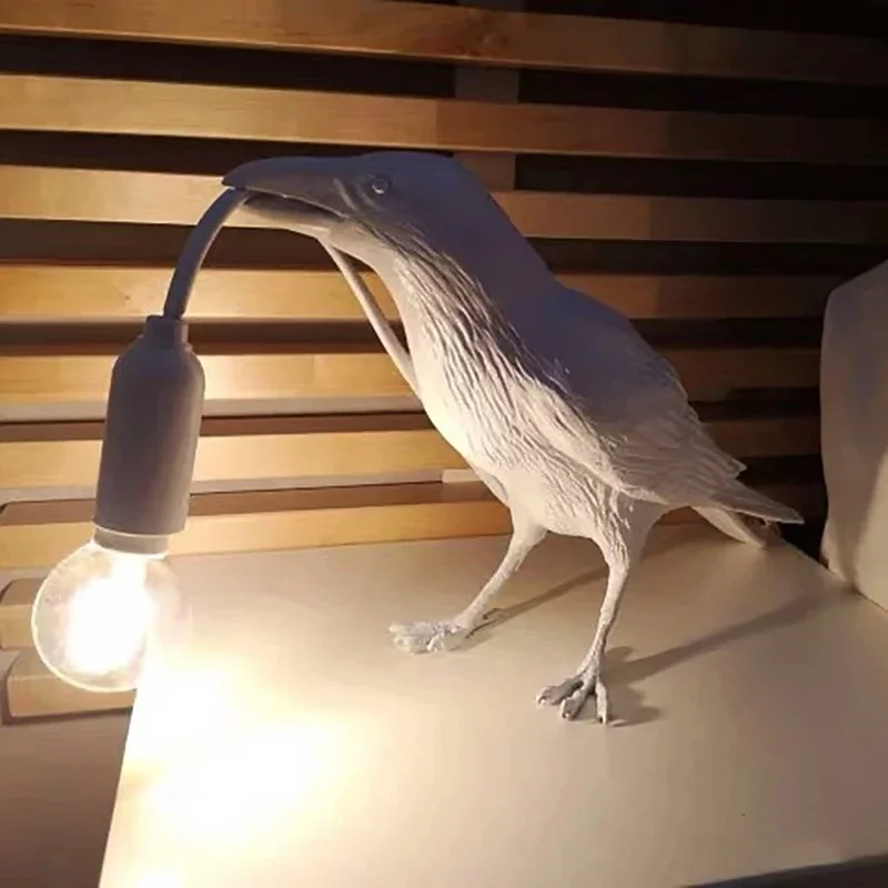 Lucky Bird Table Lamp Creative Gothic Style Wall Lamp Resin Animal Lights Bedroom Bedside Living Room Lively Home Decor Lighting 2