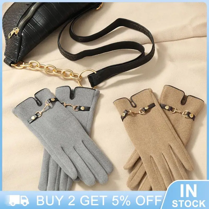 

Comfortable Winter Gloves Warm Stylish Gloves To Keep Hands Warm In Winter Ladies Gloves Stylish Ladies Gloves Fashionable