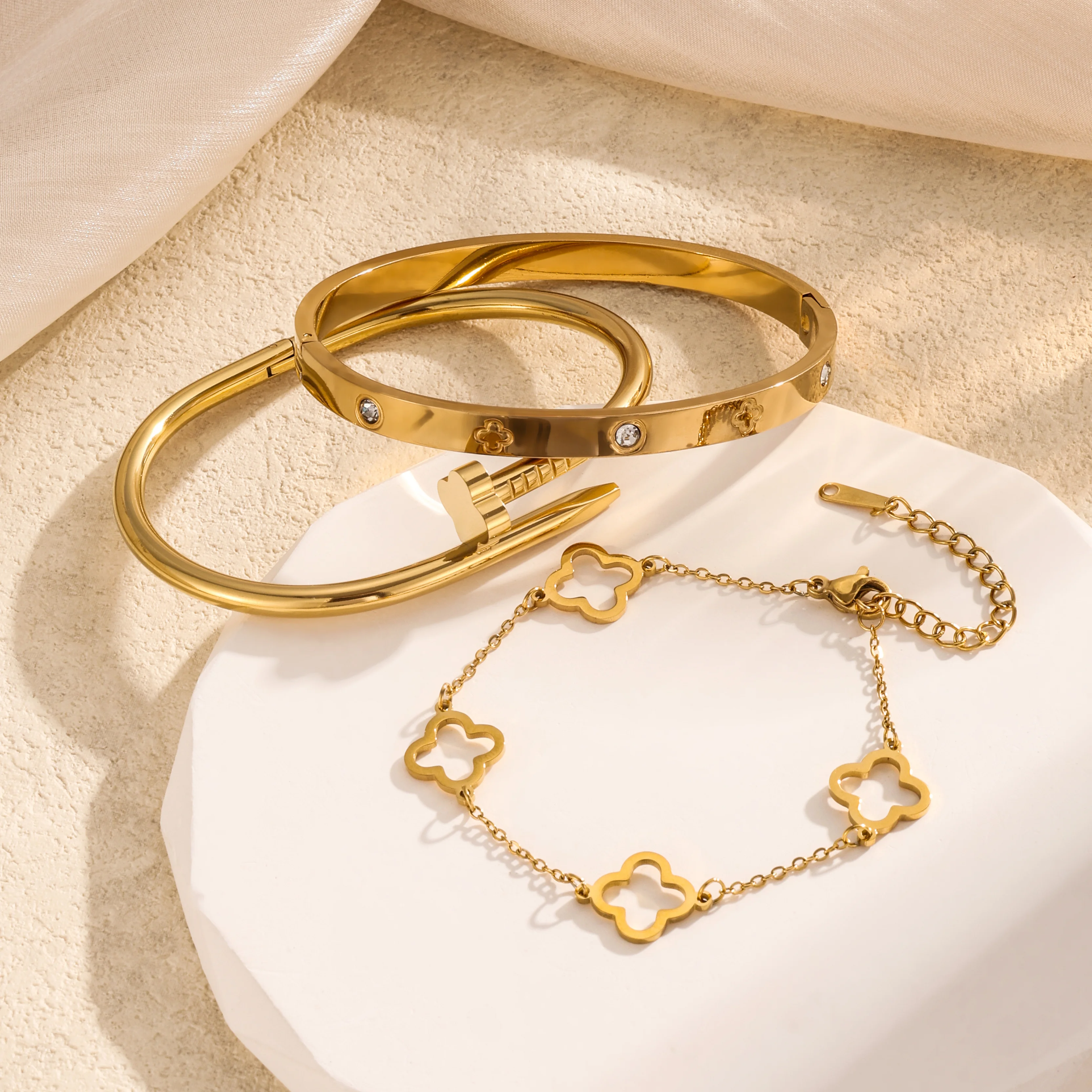 Stainless Steel Four-leaf Clover Nail Set Bracelet Women Plated 18k Gold Couple Holiday Gift Queue Daily Jewelry stainless steel bracelet