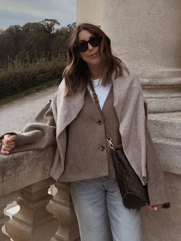 Elegant Straight Cut Wool Jacket Women Fashion V Neck Single Breasted Short Coat 2025 Autumn Chic Lady Office Street Outerwear 2