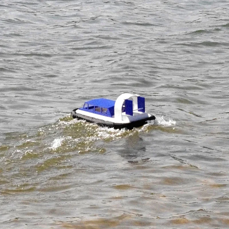 2.4G RC Boat Amphibious Hovercraft Brushless Remote Control Speedboat Wind Driven DIY Aircraft Model Remote Control Toy 5