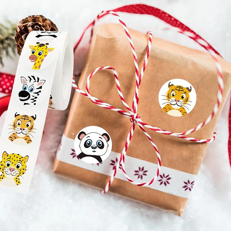 Round Animal Zoo Children Sticker Label Scrapbooking Children Thank You Stickers Tag Gift Sealing Label Decoration 500pcs/roll decorative stickers self adhesive stickers custom stickers stationery stickers paper stickers adhesive stickers decorative labels stickers animal stickers roll packaging stickers cartoon sticker