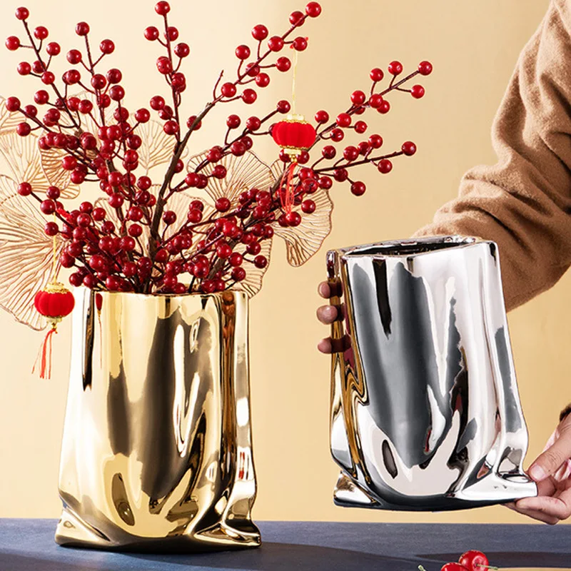 

Luxury rich red fruit artificial flower electroplating gold-plated cloth ceramic vase living room TV cabinet ornaments