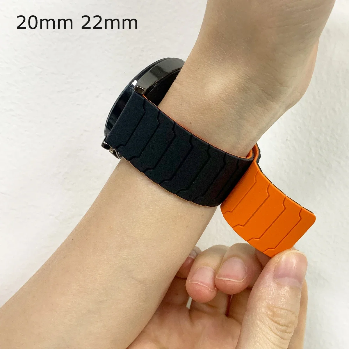 Magnetic Silicone Loop Strap - Universal 22mm/20mm Band