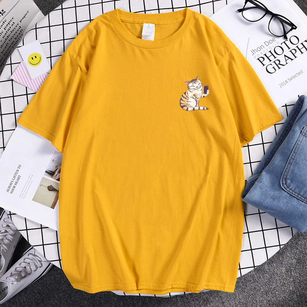 

Cartoon Selfie Cute Cat Printing Tshirt Oversized Vintage Clothing Crewneck Loose Male T-Shirt Summer Comfortable T Shirts Mans