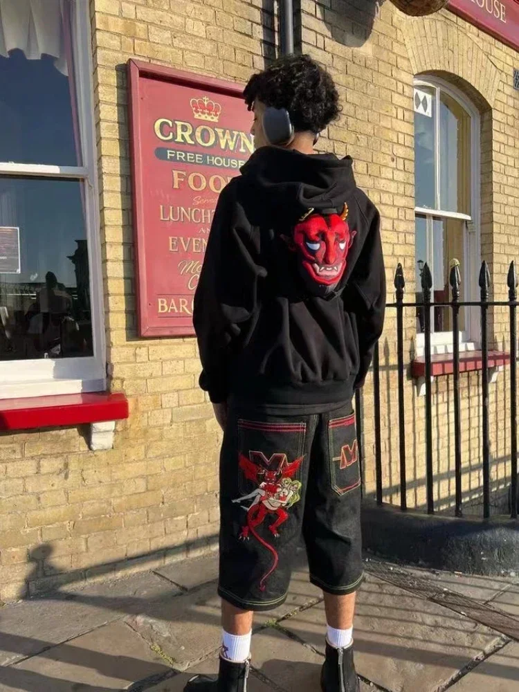 American ins hip-hop street clothing men shorts Y2k Harajuku pattern denim couple sports pants Gothic basketball shorts