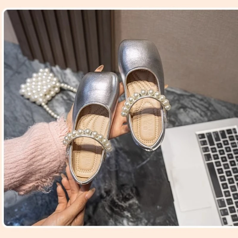 Leather Girls Ankle Strap Shoes with Beads for Autumn