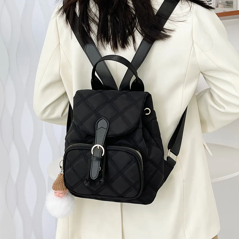 Casual Nylon Fashion Rhombus Backpack Female 2024 New Popular Large Capacity Versatile Schoolbag
