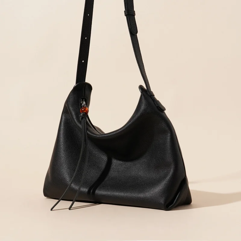 Genuine Top Layer Cowhide Women's Bag High End Crossbody Commuter Bag Simple Large Capacity Exquisite Ladies Shoulder Bag