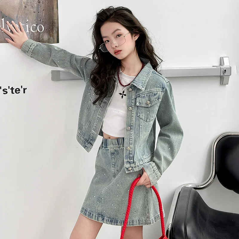 Kinderkleidung Mädchen Frühling Herbst 2026 Denim Funkelnde Strass Langarm-Jacke und Minirock Zweiteiler-Set