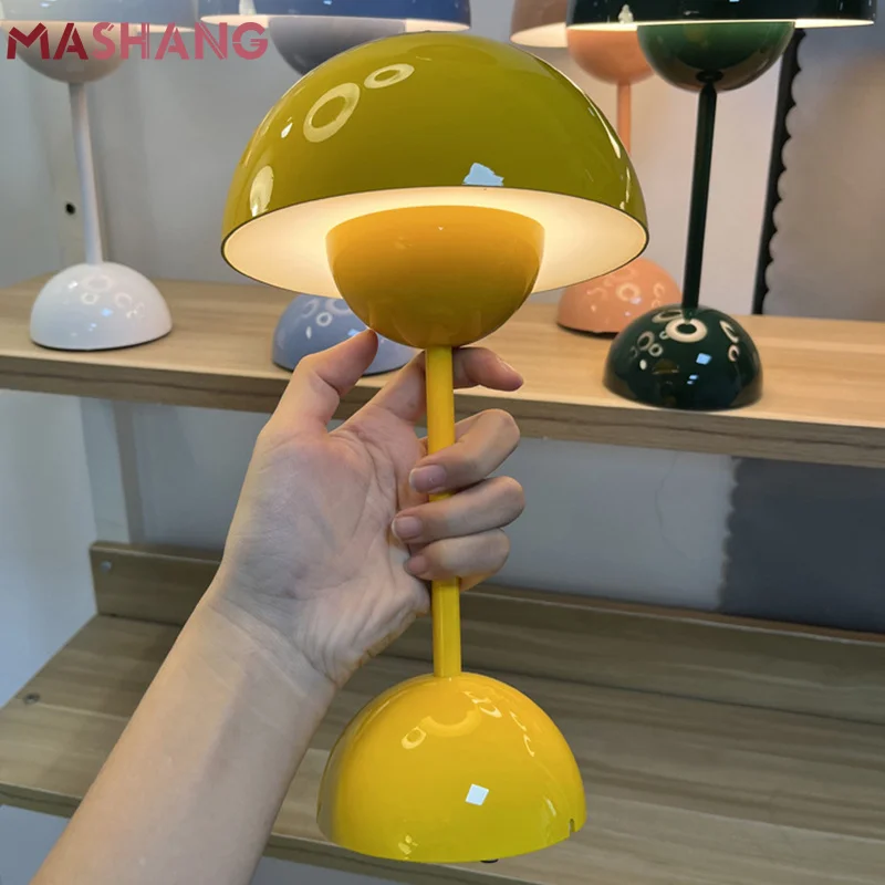 

Nordic Mushroom Flower Bud Bedside Led Rechargeable Table Lamps 3Color Touch Dimming Desk Lamp Bedroom Atmosphere Art Decoration