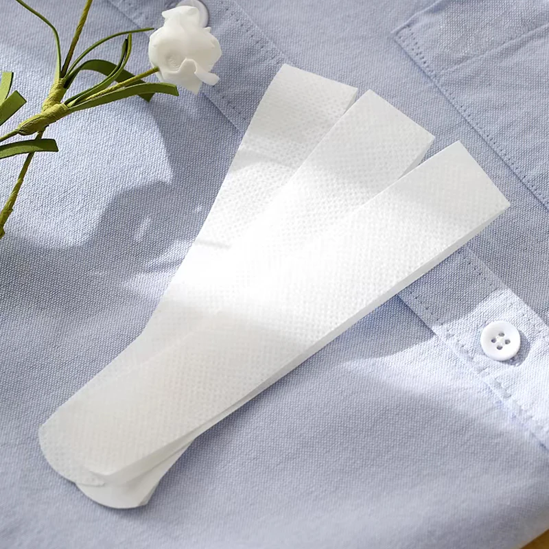 Self Adhesive Tape Self Adhesive Fabric Tape 1/2 Roll Disposable Self-Adhesive Collar Stickers Women Men Shirt Neck Liners Sweat Pads Clear Tape Absorbent Sweat-removing