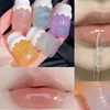 Butterfly shaped milk can lip balm moisturizes and moisturizes the mirror surface, with a shimmering and pouty lips 4