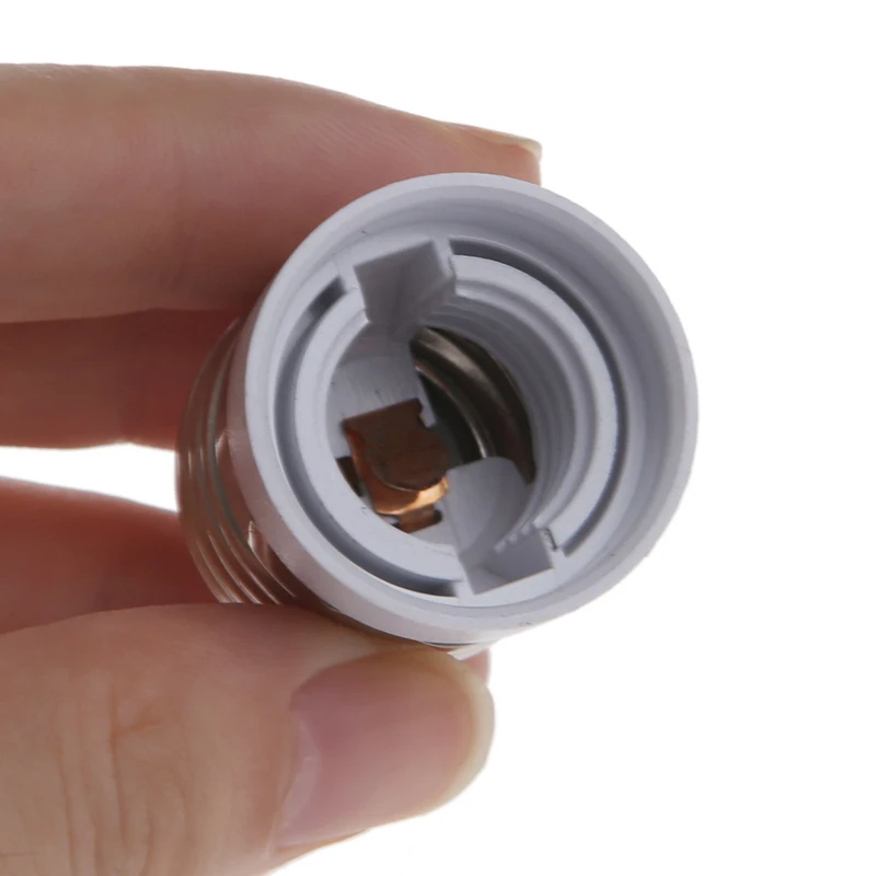 Portalampada Da E27 A E17 Base Led Alogena Cfl Lampadina Adattatore Convertitore