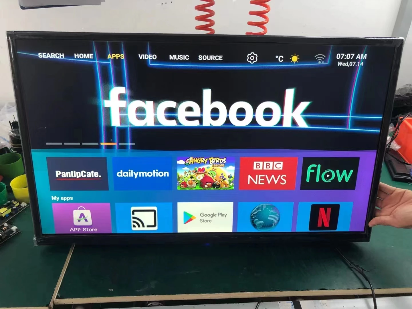 LG47インチ 大型TV リモコン付き