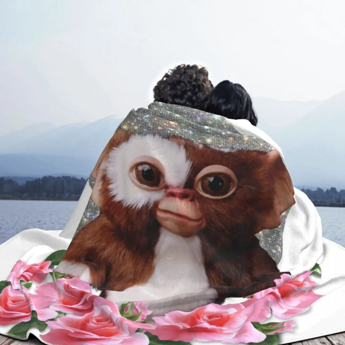 Mogwai-Gremlins �� ���, �ε巯�� �ø��� �� ������ �ö��� ����� ���� ��� ���� ���� ħ�� �̺�