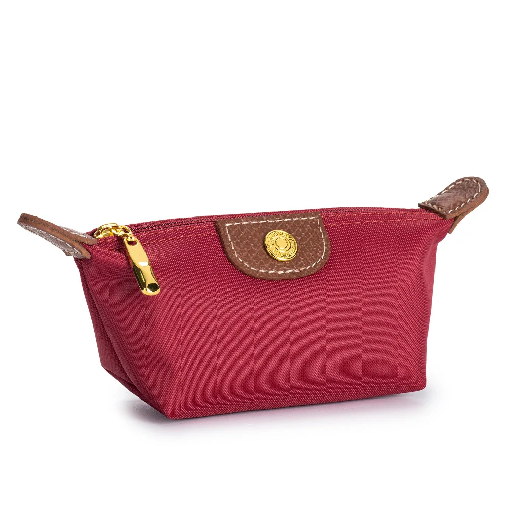 Compact Chic Dumpling Bag: Stylish Lipstick & Earphone Pouch
