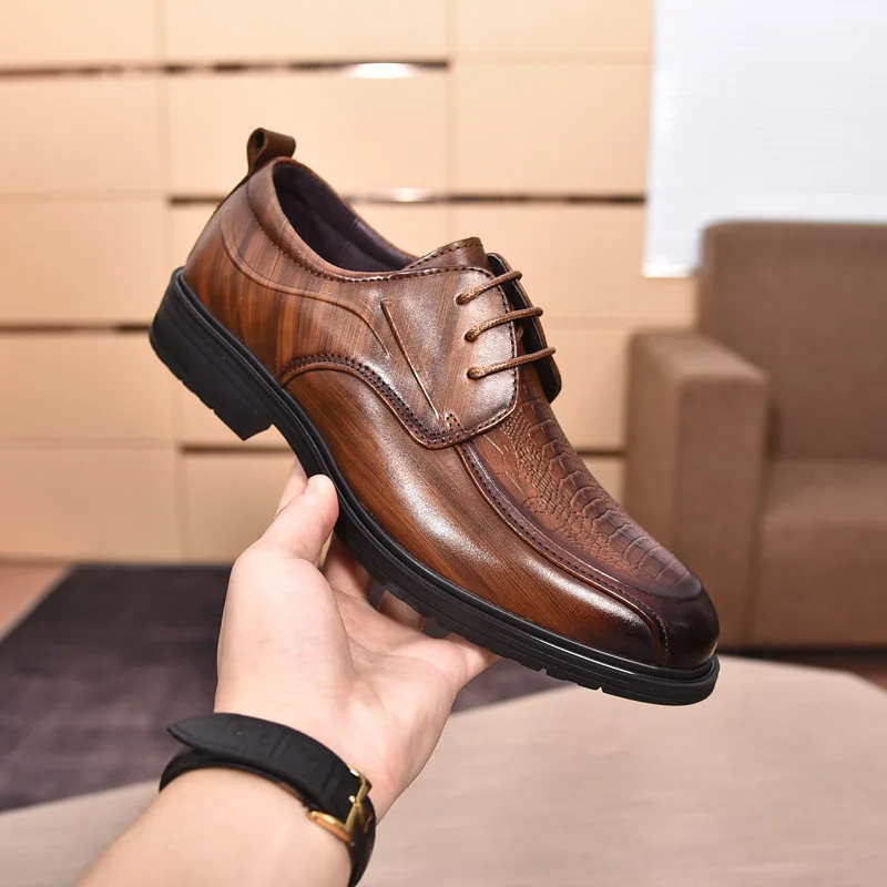 

Genuine Leather Business Dress Shoes British Style Handmade Oxford Wedding Shoes Breathable Round Toe Brogue Flats