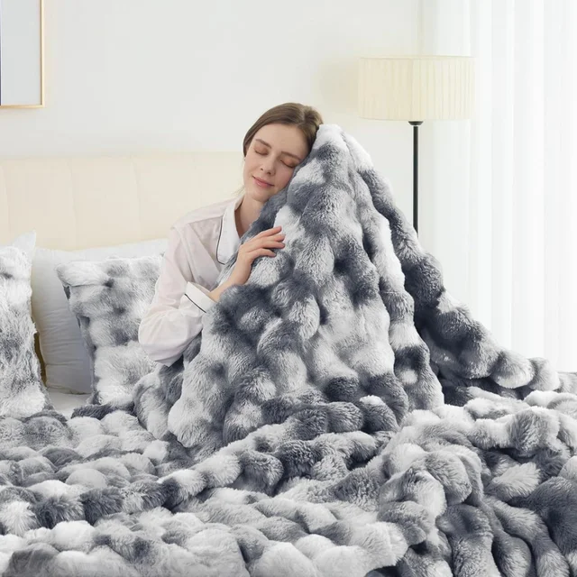 Faux Rabbit Fleece Blanket 3