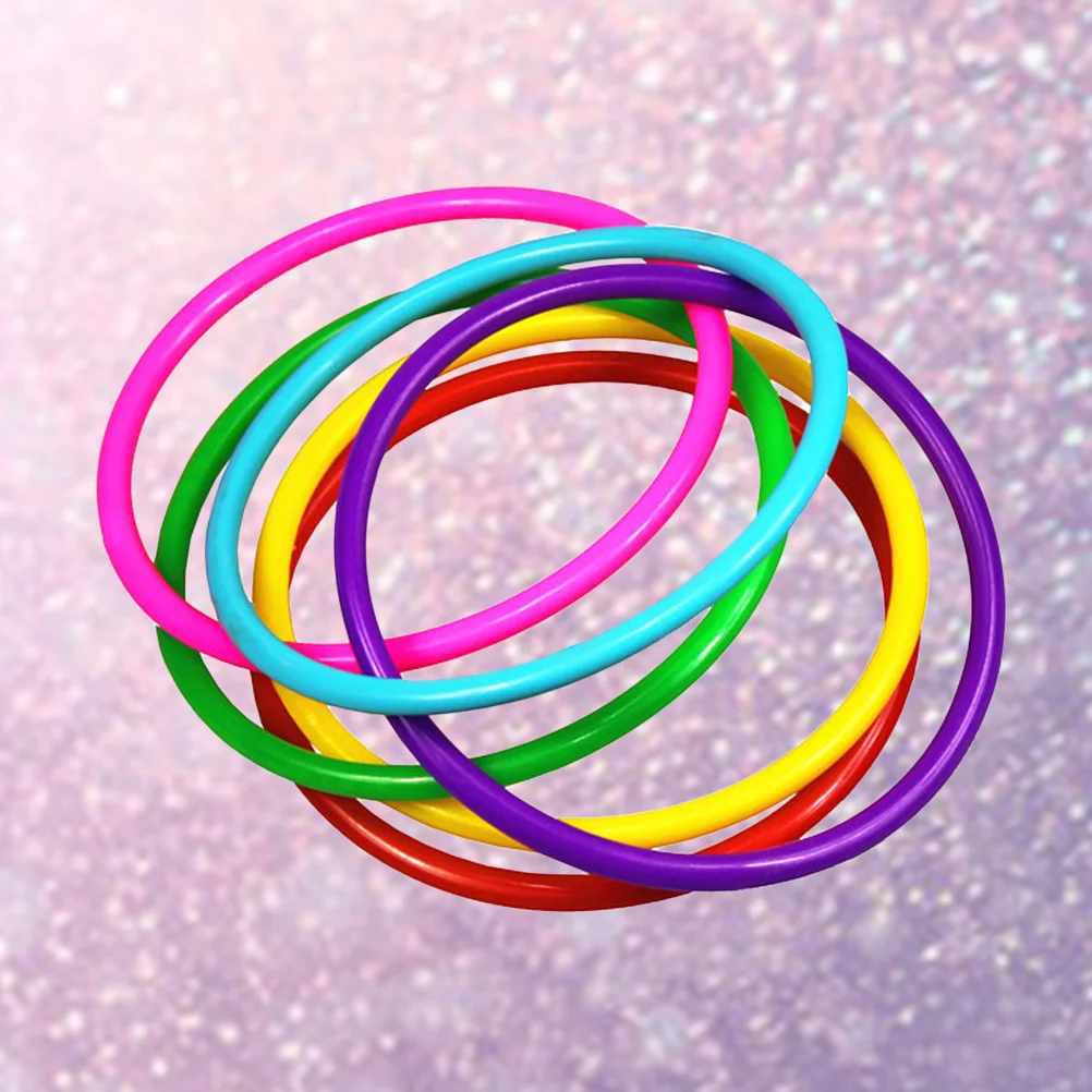 

24pcs Plastic Toss Rings Kids Ring Toss Game for Kindergarten Garden Backyard Outdoor Games (Random Color)
