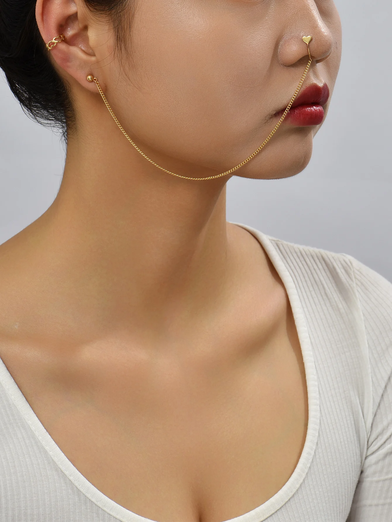 TrendyJewelrySetforWomenCshapedNoseRingandEarringswithHeart