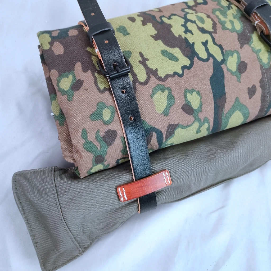 Reenactment Military WW2 GERMAN COMBAT EQUIPMENT OAKLEAF CAMO CAMOUFLAGE REVERSIBLE TENT POLES STAKES SET