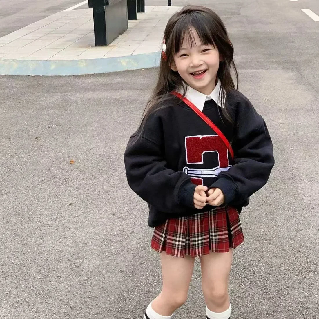 Children's Fashionable Autumn Collection Sweatshirt+Pleated Skirt 2-Piece Set For Girls 3-8 Years Old Brand: None 2