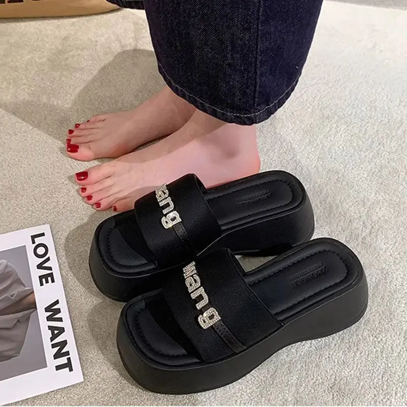 Summer Slippers Women Wear Summer Black Thick Soled Flip-flops Beach Sandals Wedge Heels Increase Sandals Women's Shoes