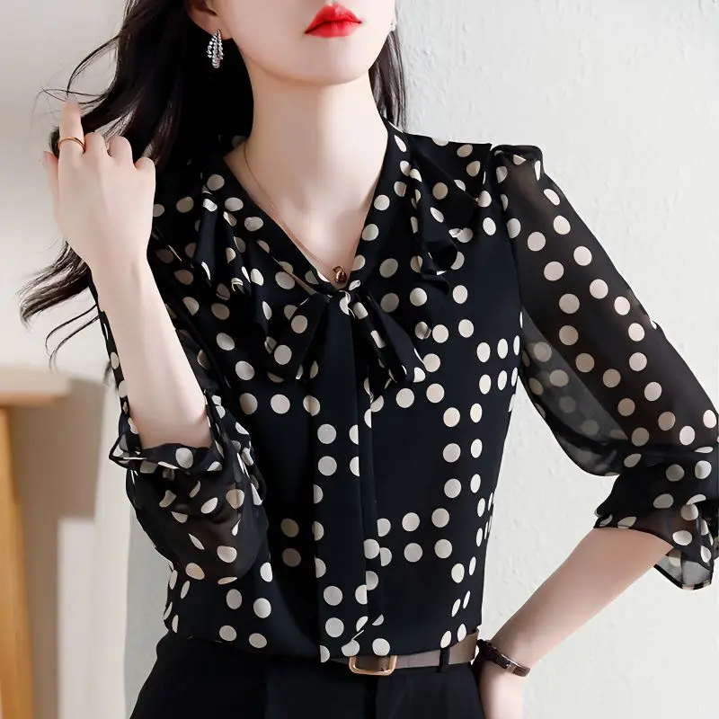 Spring Autumn New Chiffon Polka Dot Shirt Tops Bow V Neck Long Sleeve Lacing Loose Office Blouse Fashion Elegant Women Clothing