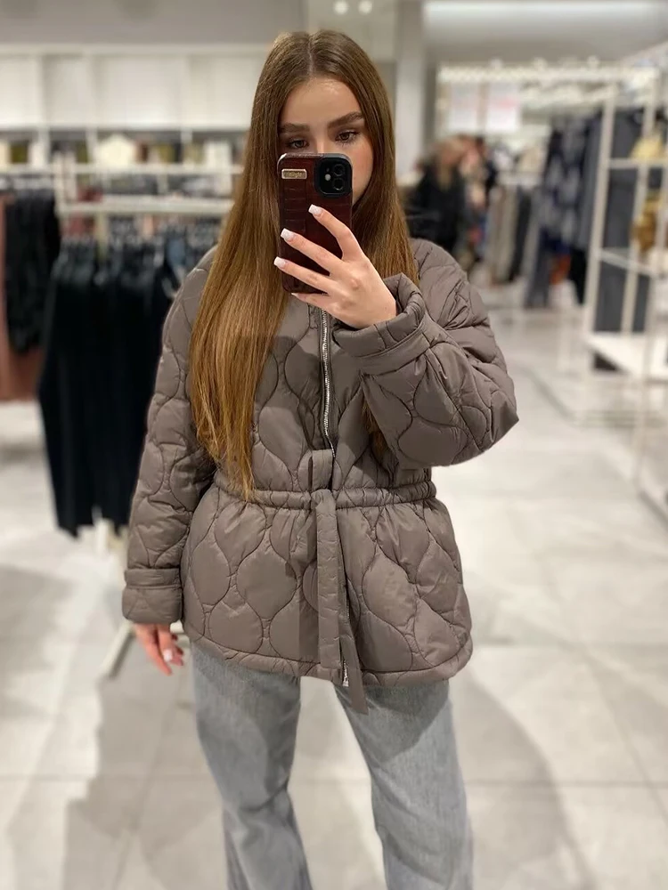 Autumn Winter Jacket Women's With Belt Loose Short Parka Coat 2025 New Fashion High Street Simple Casual New Parkas Jackets