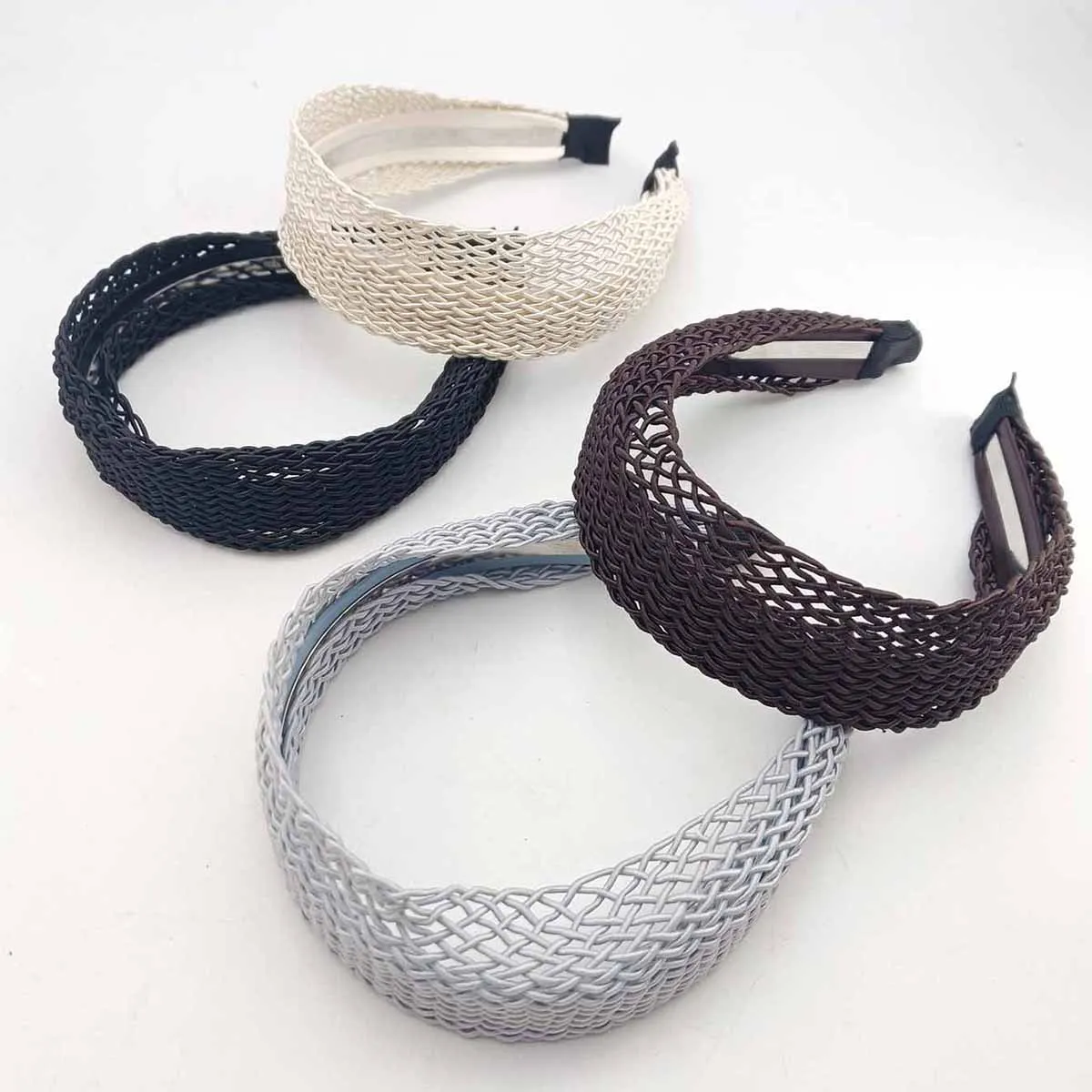 5,5 cm breitkrempiges Stroh-Hohlstirnband, böhmisches Haarband, eleganter, anmutiger weiblicher Haarschmuck, trendiges Stirnband für Frauen